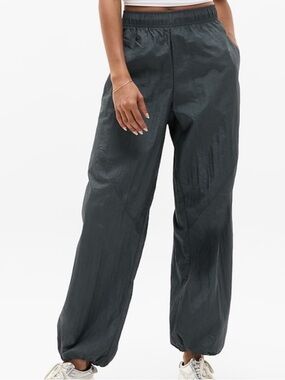Athleta’s Lunar Sheen Utility Mid Rise Pant